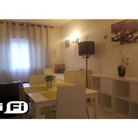 Quarteira Home Beach Ferias Tranquilas A 1Km Da Praia Totalmente Renovado エクステリア 写真