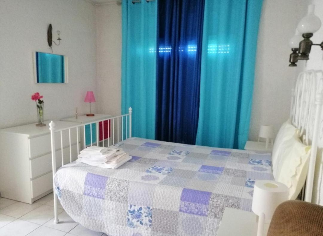 Quarteira Home Beach Ferias Tranquilas A 1Km Da Praia Totalmente Renovado エクステリア 写真