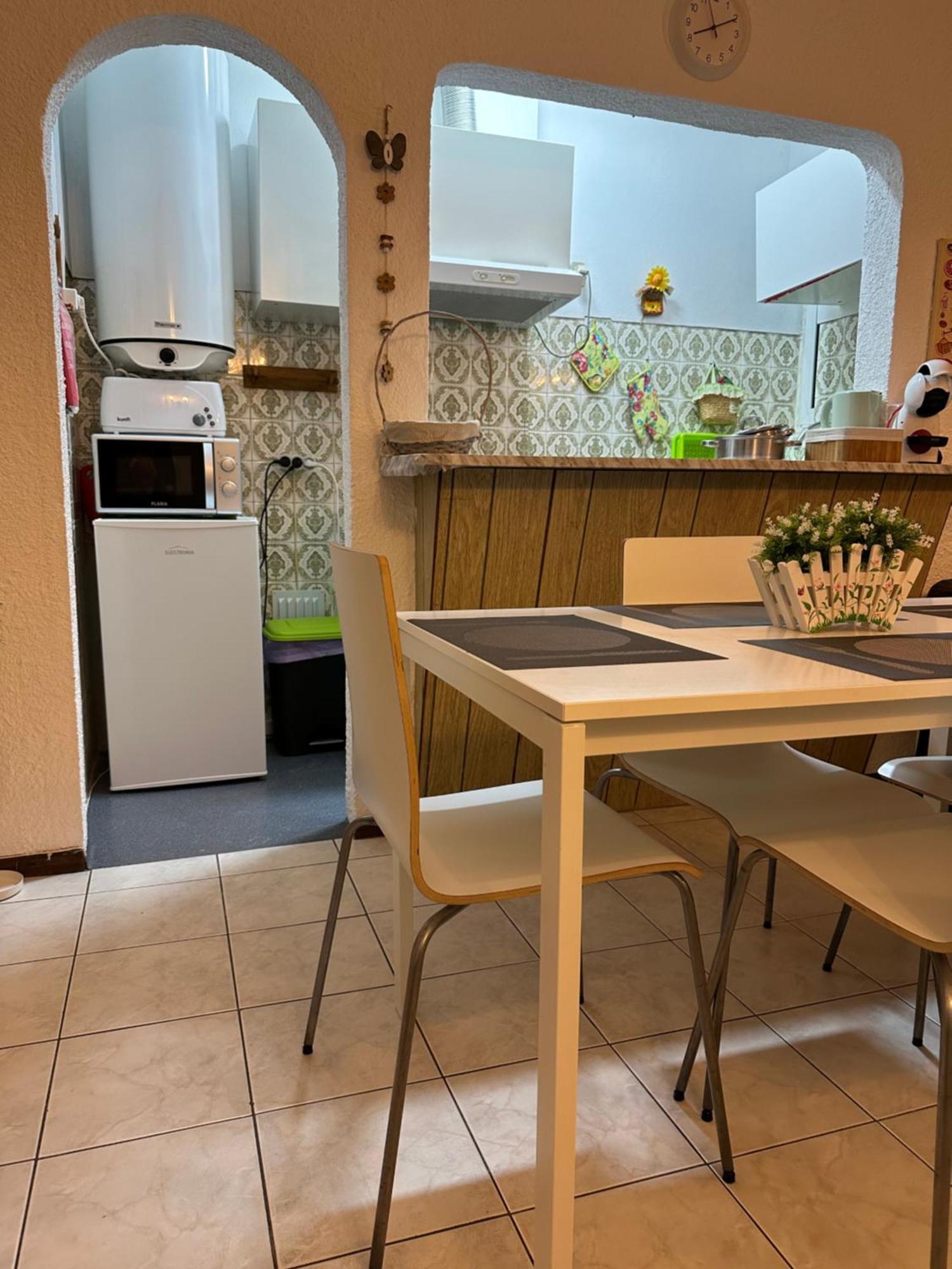 Quarteira Home Beach Ferias Tranquilas A 1Km Da Praia Totalmente Renovado エクステリア 写真