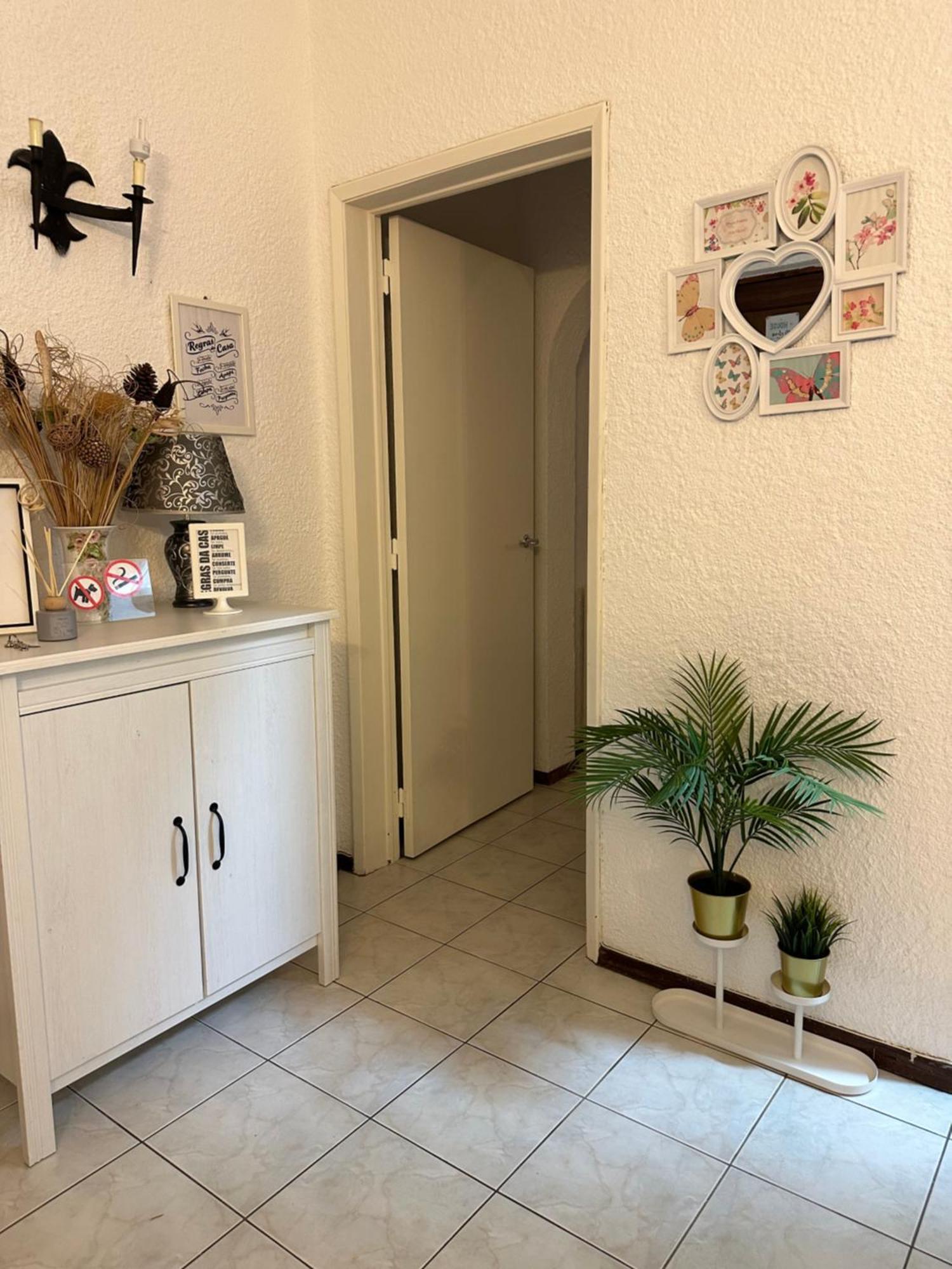 Quarteira Home Beach Ferias Tranquilas A 1Km Da Praia Totalmente Renovado エクステリア 写真